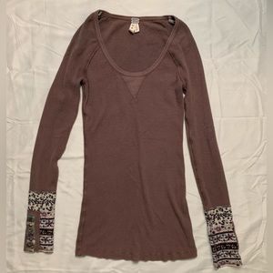 🌸🌈🍀FP Hyperactive Hippie Cuff Thermal Top